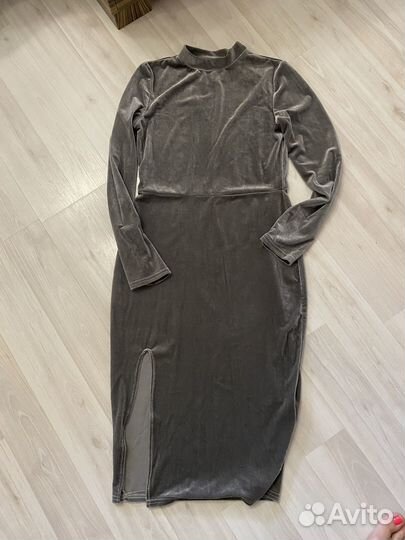 Платье с сумочкой 44