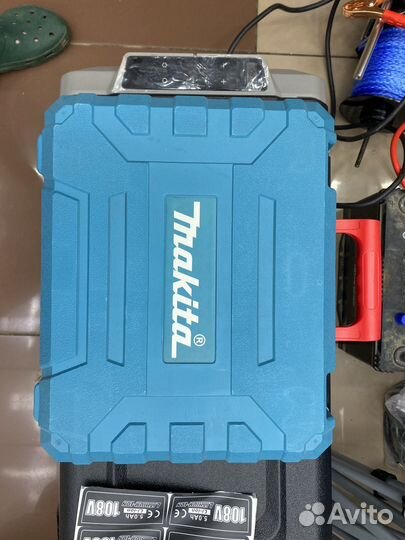 Гайковерт ударный аккумуляторный