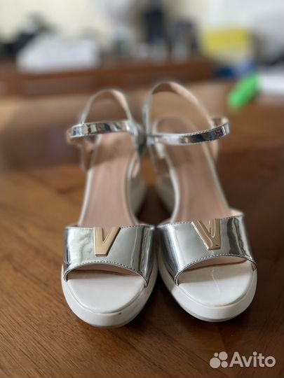 Босоножки женские 36 размер