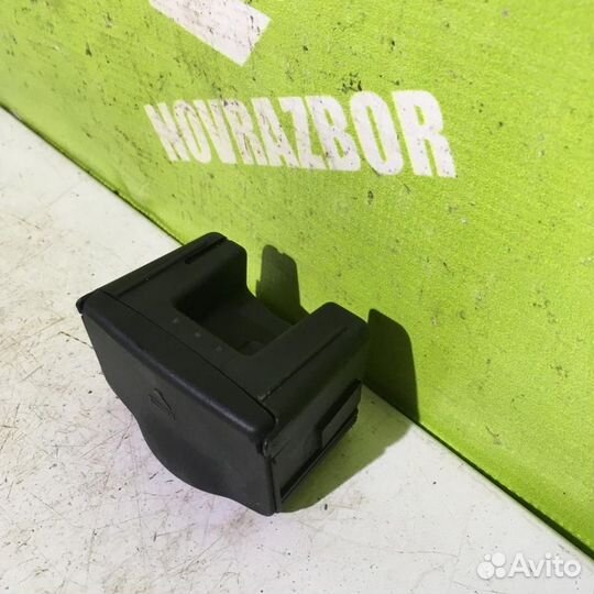 Пепельница задняя (в консоль) Форд Фокус 1