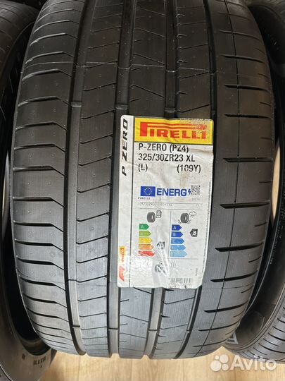 Pirelli P Zero PZ4 325/30 R23 и 285/35 R23 109Y