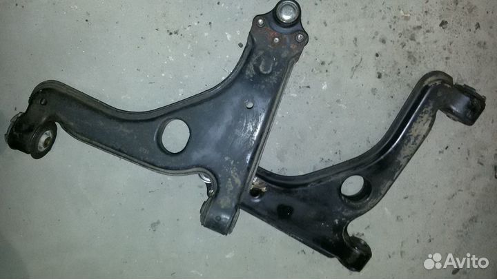 Опель астра H рычаг подвески