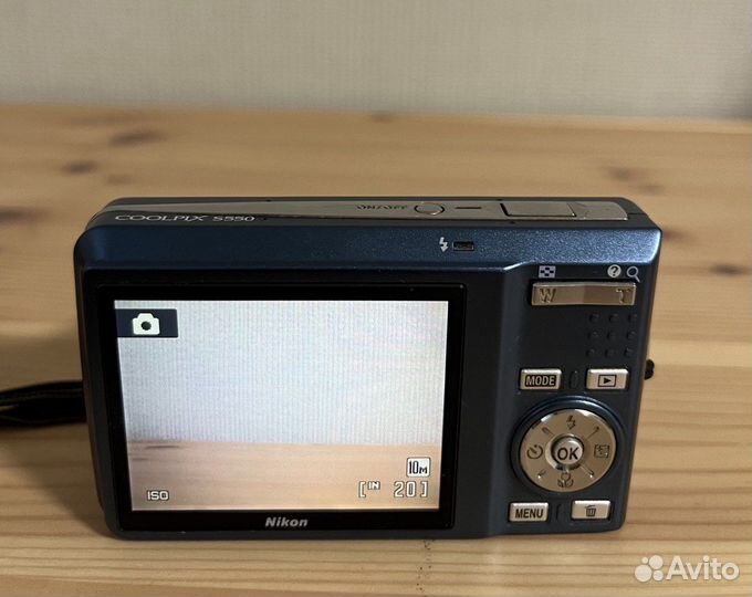 Цифровой фотоаппарат Nikon Coolpix S550