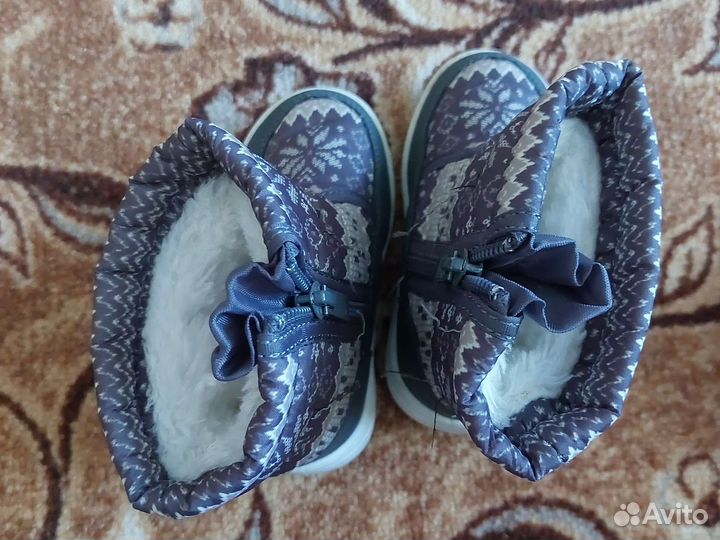 4 товара. Анатомический вкладыш