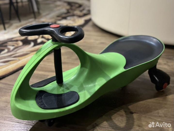 Машинка каталка бибикар