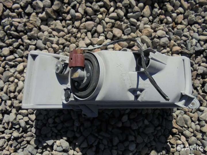 Туманка правая Toyota Camry ACV30 2AZ-FE 2005