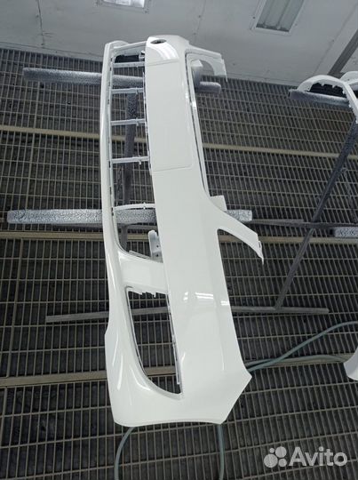 Бампер передний Шкода Фабия в цвет