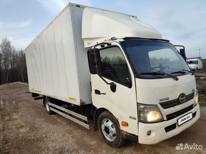 Hino 300 (Dutro), 2013