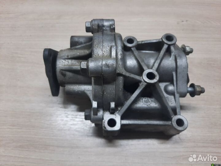 Помпа 4B12 Mitsubishi Outlander