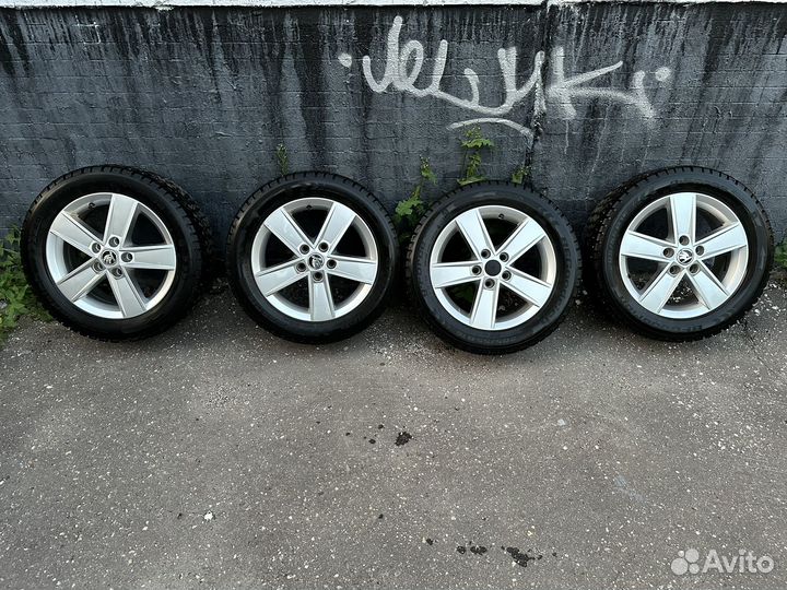 Оригинальные колеса в сборе R16