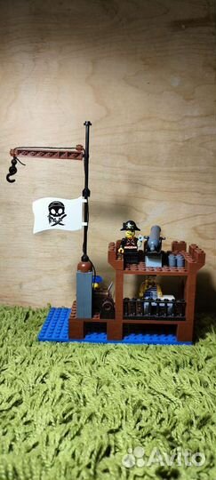 Lego пираты