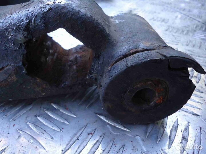 Рычаг передний левый нижний Hummer H2 H2 2002 - 20