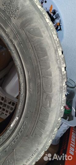 Landsail Ice Star IS33 215/65 R16