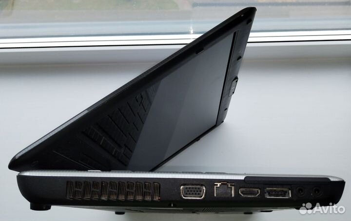 Ноутбук нерабочий Toshiba satellite l500d-16q