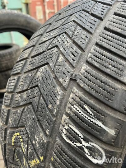 Tracmax X-Privilo S330 275/45 R21