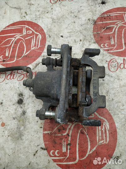 Суппорт тормозной задний правый Infiniti Fx35 S51