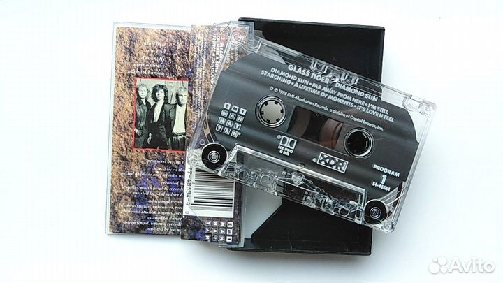 Glass Tiger — «Diamond Sun»