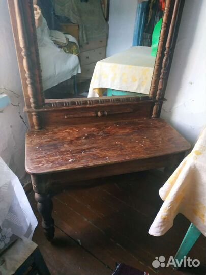 Зеркало старинное напольное