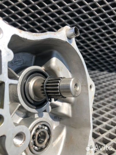 Редуктор 139QMB R12