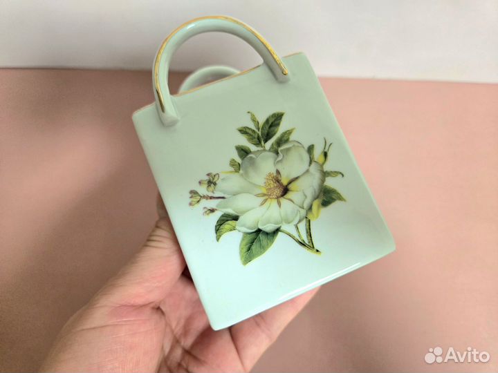 Конфетница фарфоровая подарочная