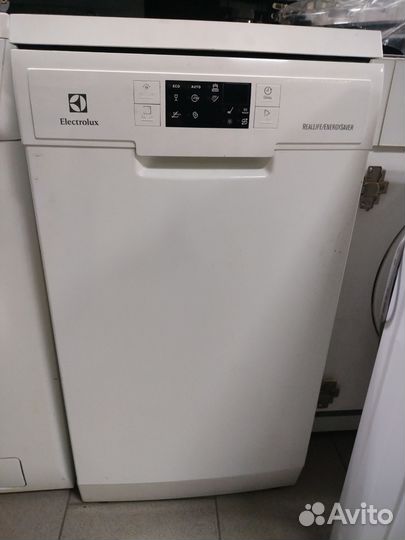 Посудомоечная машина Electrolux 45см