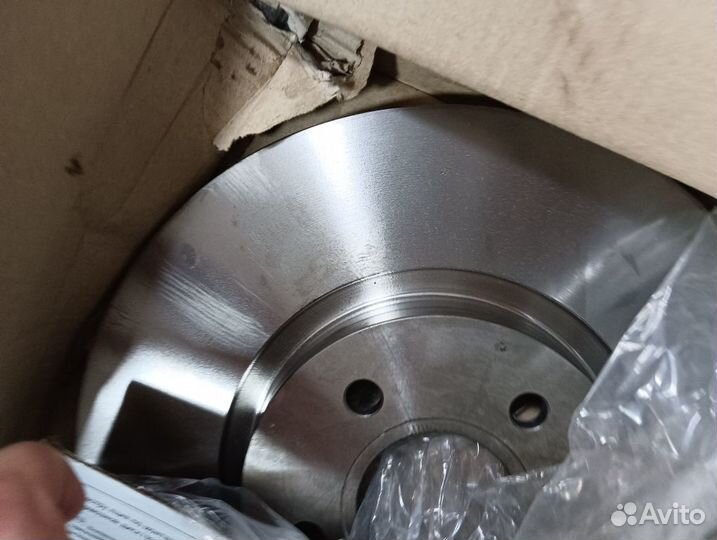 Диски тормозные Volvo S 40 31329122 31302573