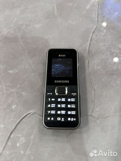 Samsung E1182