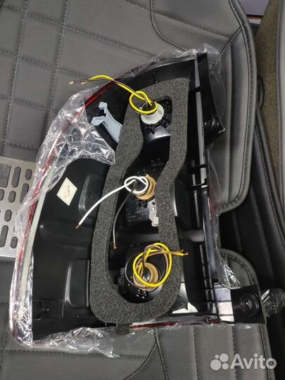 Lexus gx470 задние фары