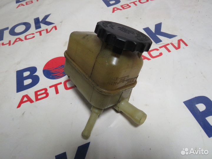 Бачок гур toyota carina ST190, ST195, ST215