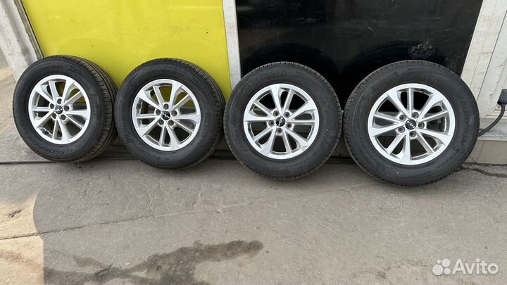 R17 Pirelli Scorpion All Season SF2 235/65, PCD 5x110 DIA 16