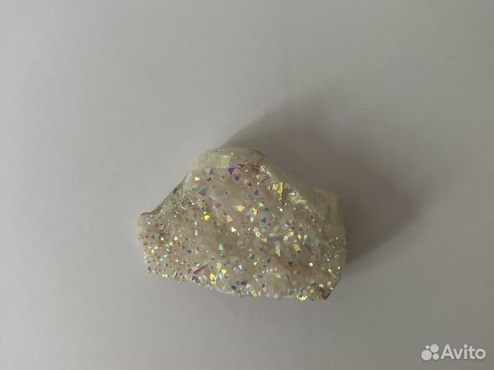 Драгоценый камень