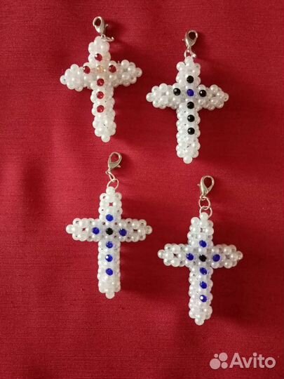 Подвеска и Брелок из бисера и бусин