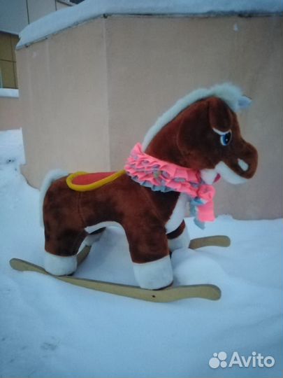 Продам лошадку