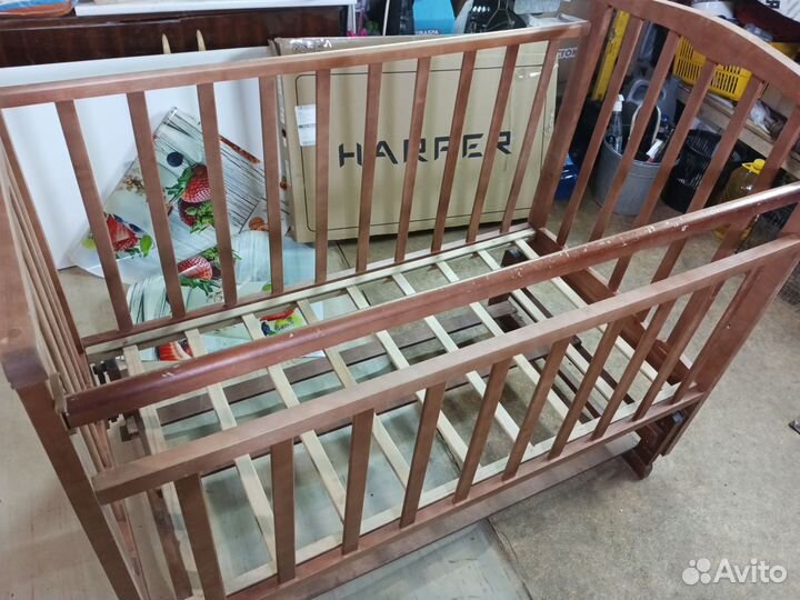 Детская кроватка маятник все целое состояние б/ у