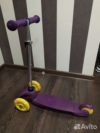 Самокат детский трехколесный новый