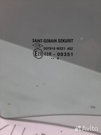 Стекло двери заднее правое Renault Logan седан K7M