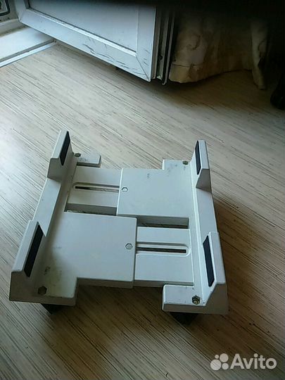 Держатель системного блока б/у