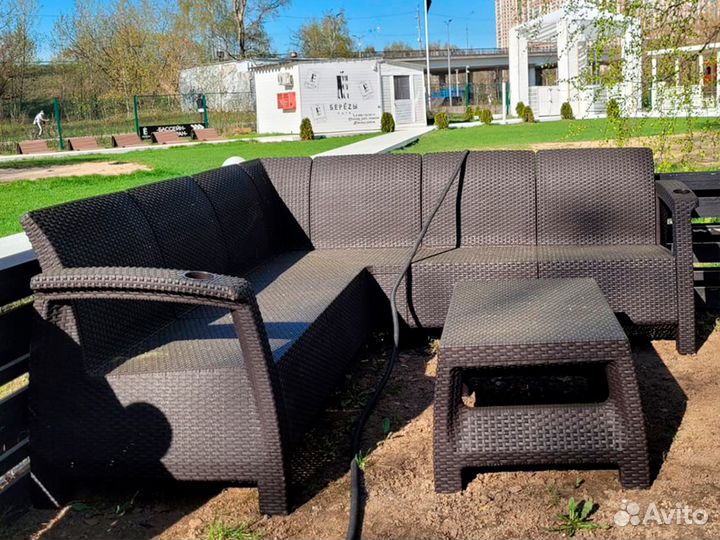 Мебель из ротанга - диван угловой