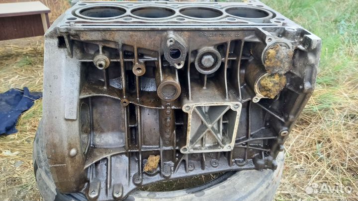 На двигатель м 271, блок двигателя