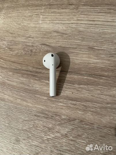 AirPods 2 оригинал левое ухо