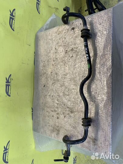 Стабилизатор передний Nissan Juke оригинал