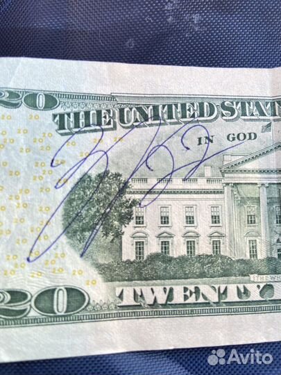 Автографы хоккеистов