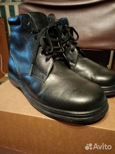 Ботинки зим 44-45р