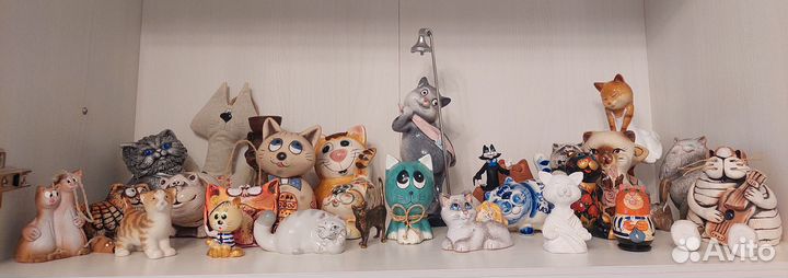 Статуэтки кошек
