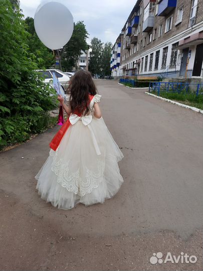 Детское нарядное платье