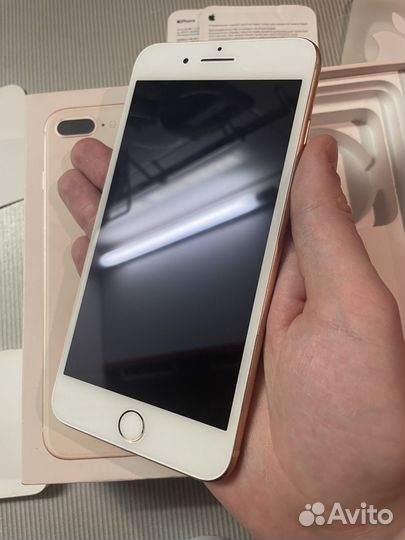 iPhone 8 Plus, 64 ГБ