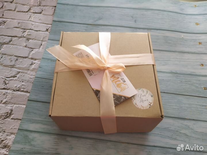 Подарочный набор для женщин на 8 марта