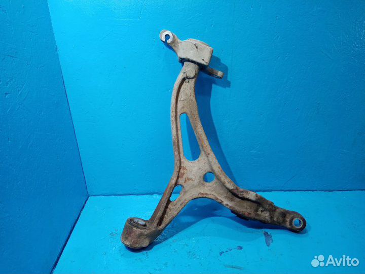 Рычаг нижний передний левый Mercedes-Benz M-Class
