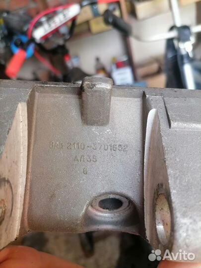 Кронштейн генератора ваз 2110