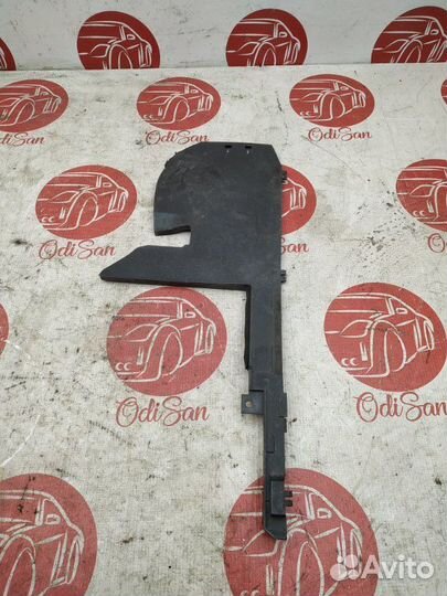 Воздуховод (дефлектор) радиатора Infiniti Fx35 S51